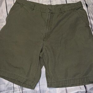 Tommy Hilfiger cargo shorts size 40